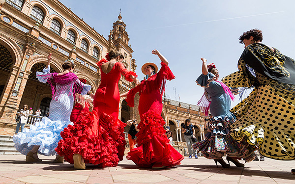 Direct daily flights to Seville